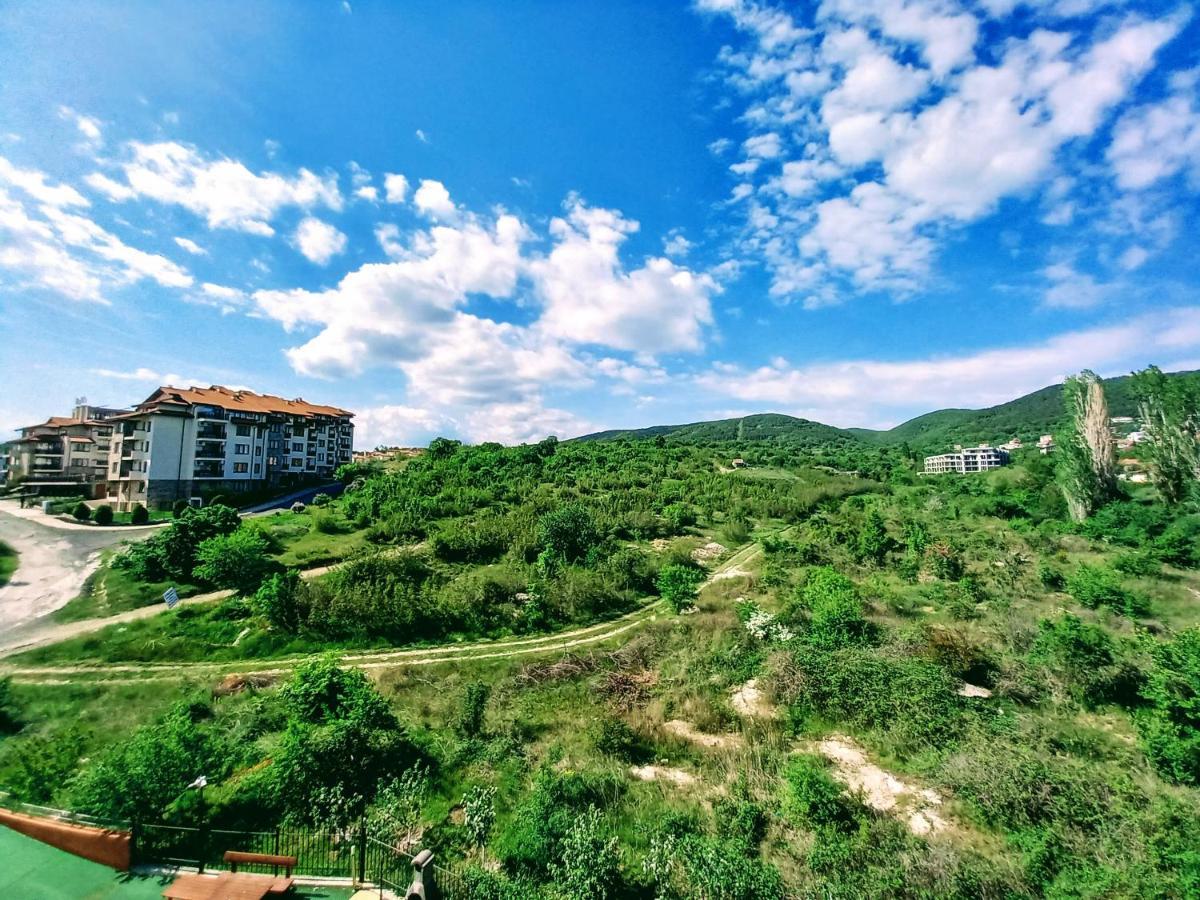 Green Dream 3 Rooms Apartment Butterfly Сонячний Берег Екстер'єр фото